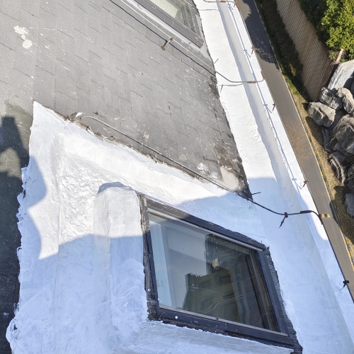 为什么我们做南京屋面防水喜欢选用白色隔热橡胶防水